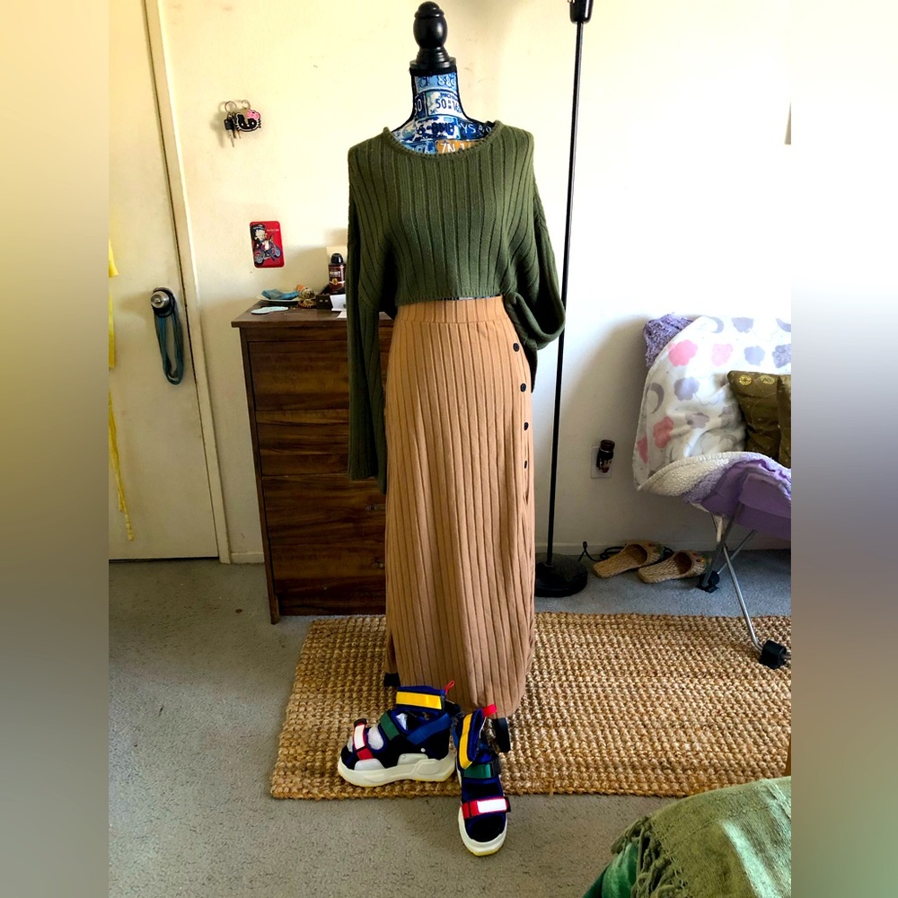 Sexy tan high waist maxi skirt with front side split